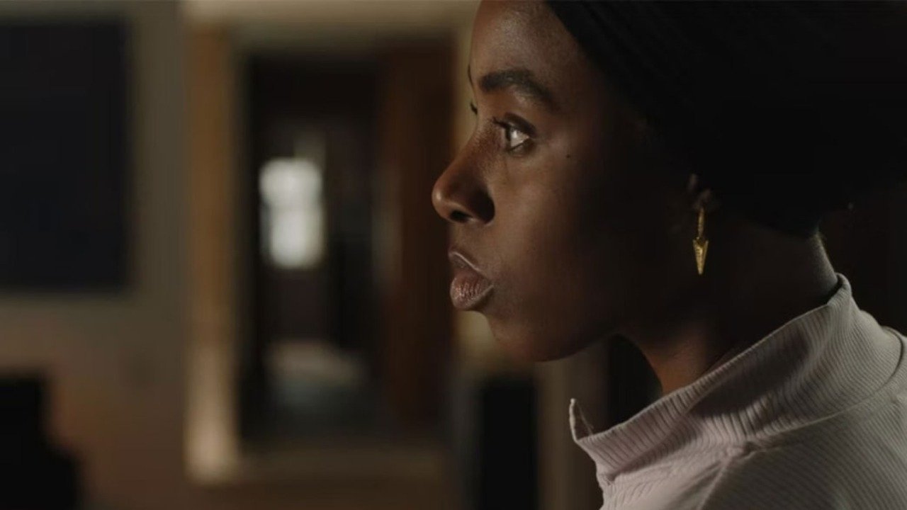 We Strangers Movie Screenshot 2