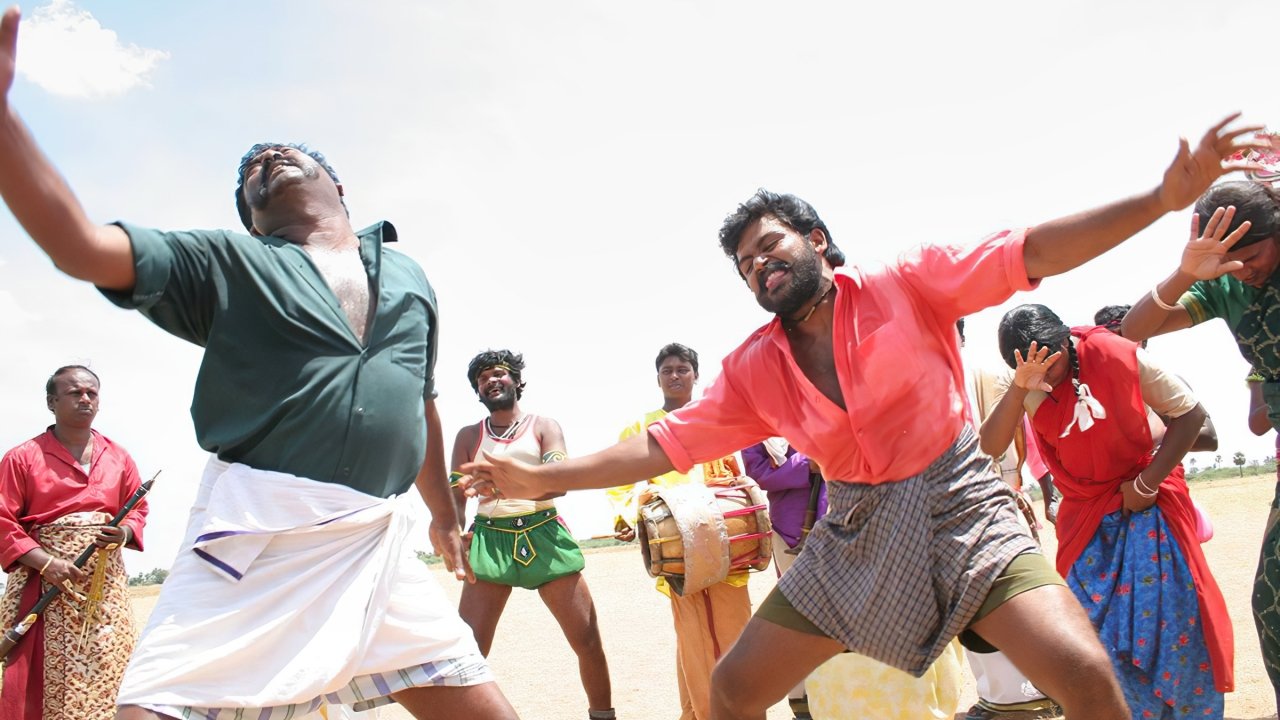 Paruthiveeran Movie Screenshot 5