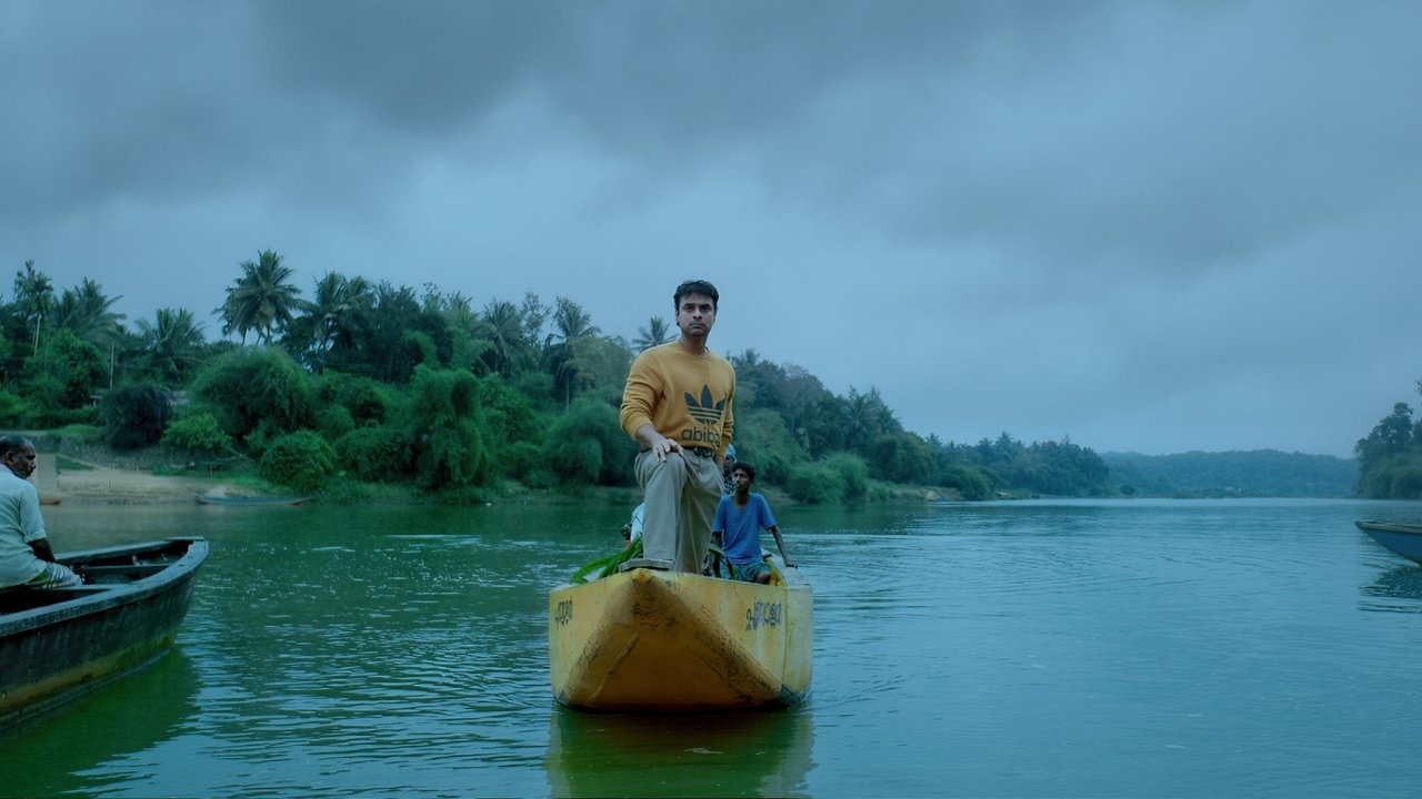 Minnal Murali Movie Screenshot 1