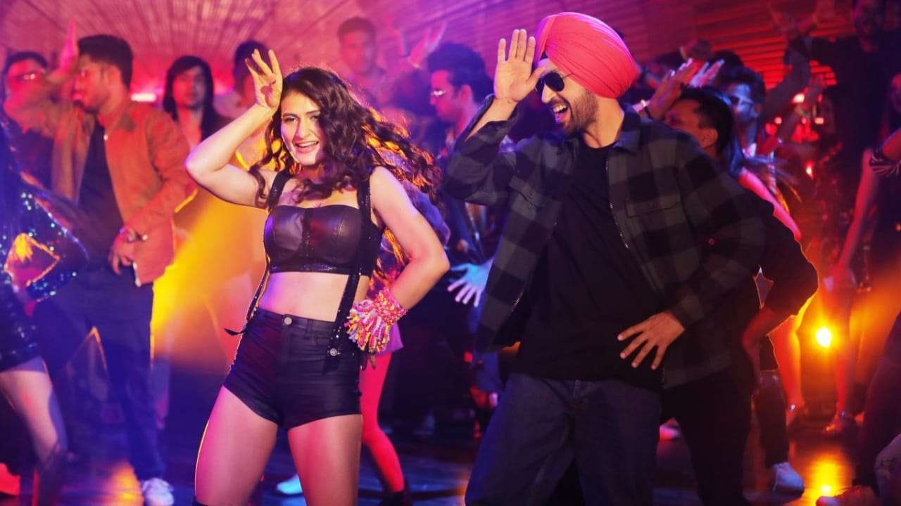 Suraj Pe Mangal Bhari Movie Screenshot 1