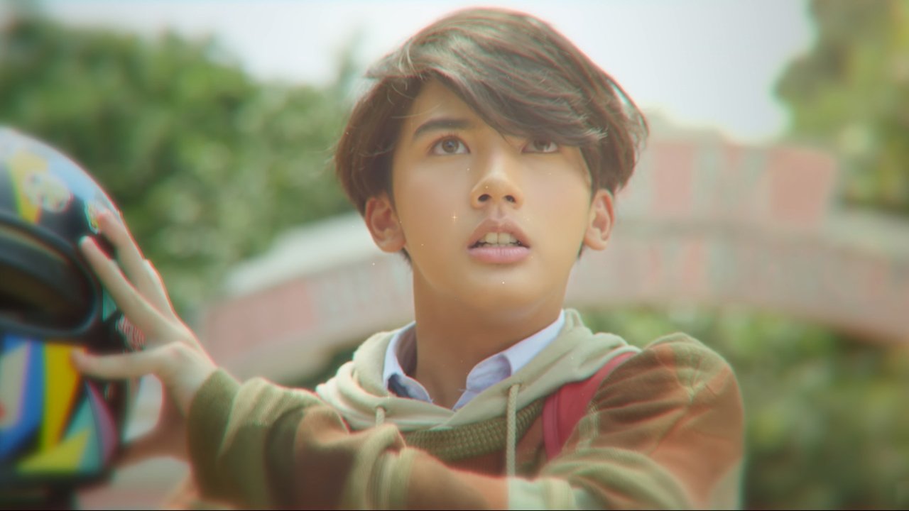 Too Handsome to Handle Movie Screenshot 5