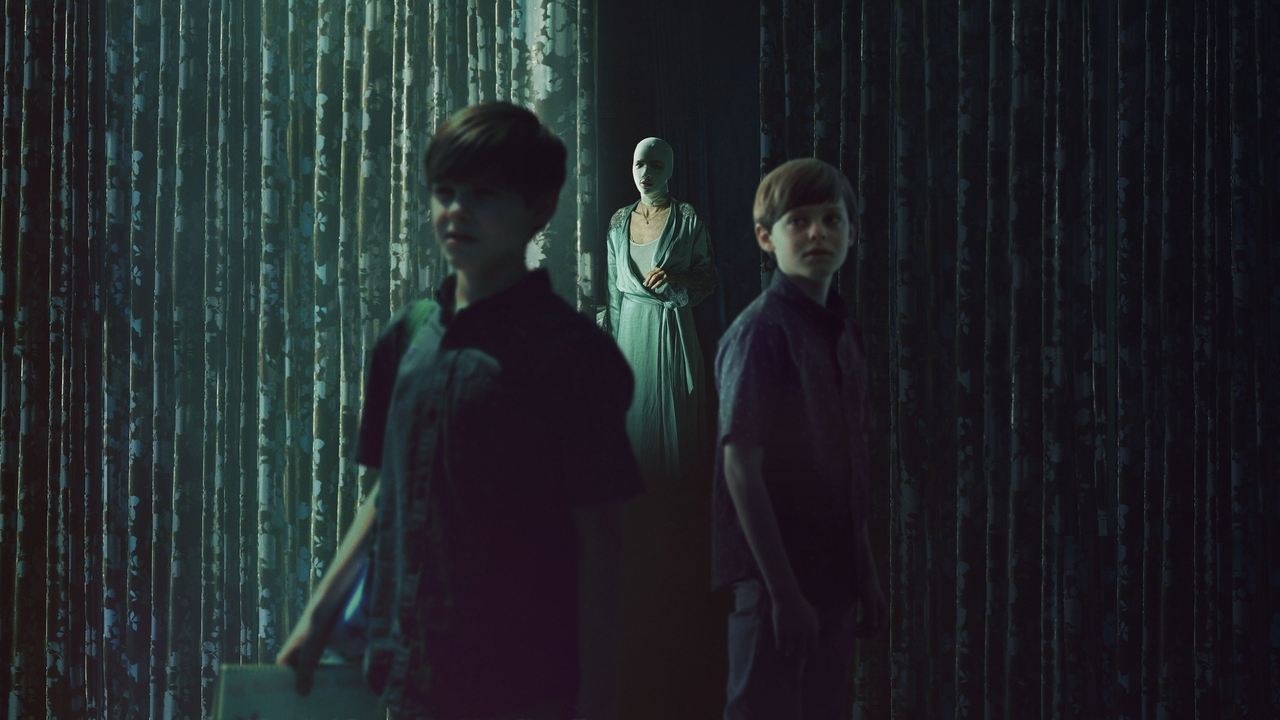 Goodnight Mommy Movie Screenshot 1
