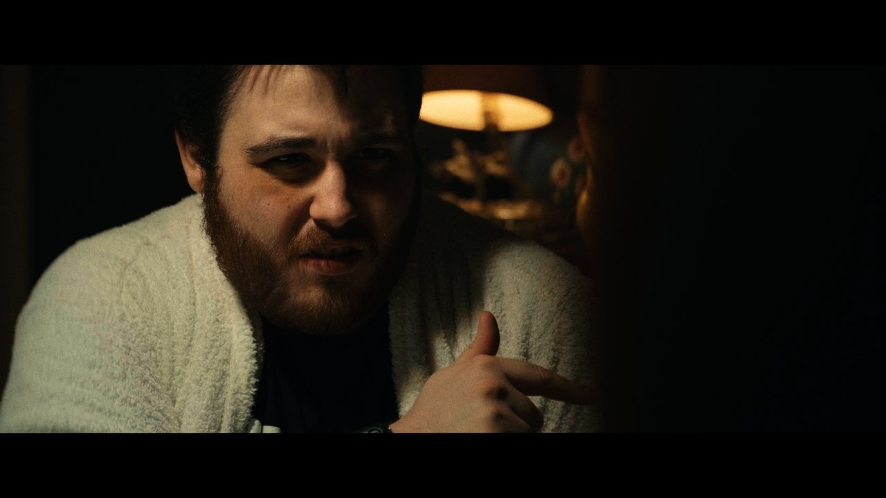 Either Way Movie Screenshot 5