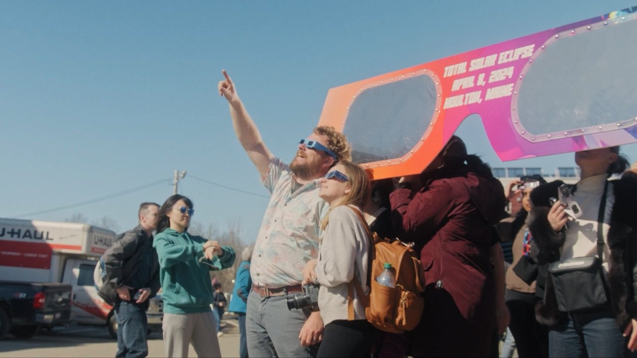 A Moment in the Sun Movie Screenshot 1