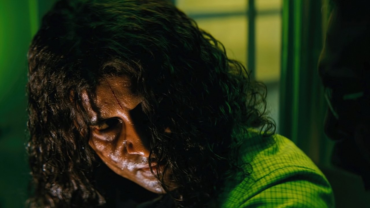 Anniyan Movie Screenshot 3