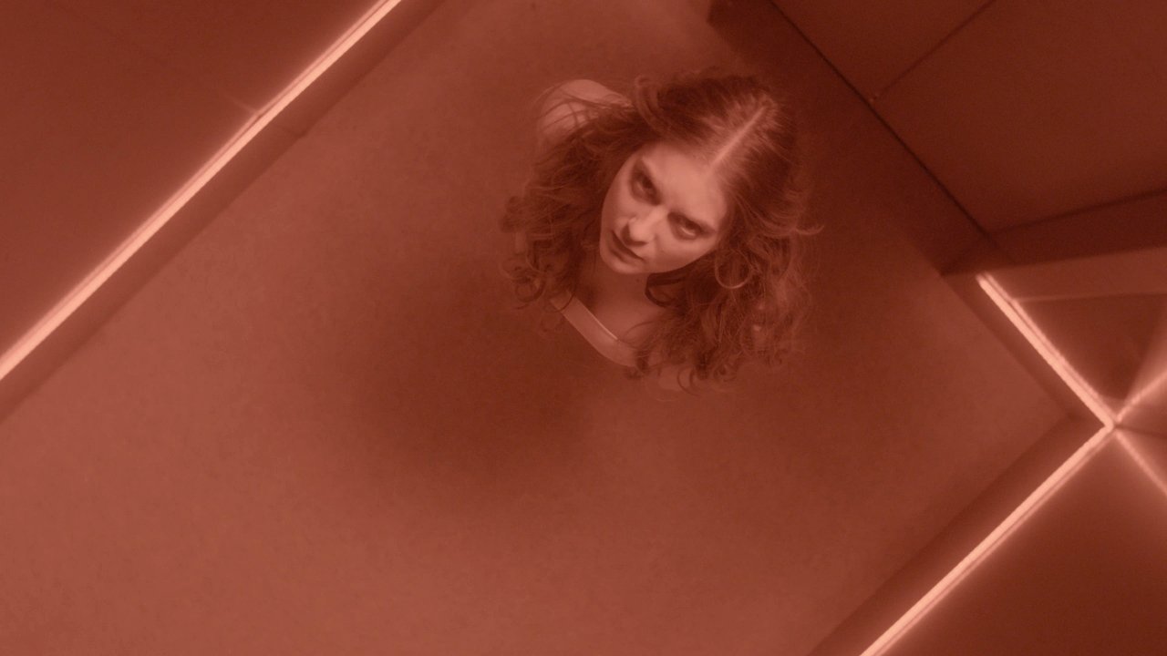Top Floor Movie Screenshot 1
