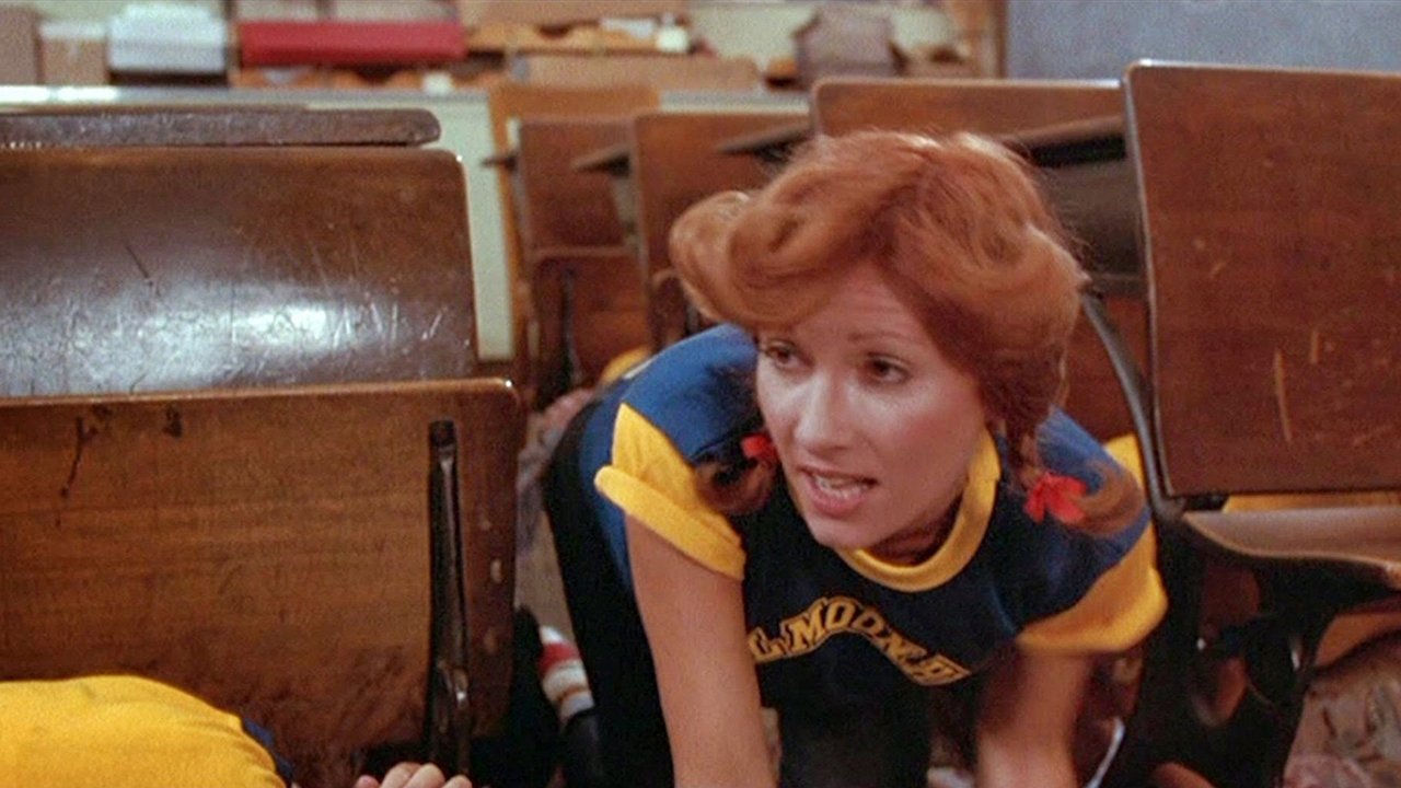 Full Moon High Movie Screenshot 2