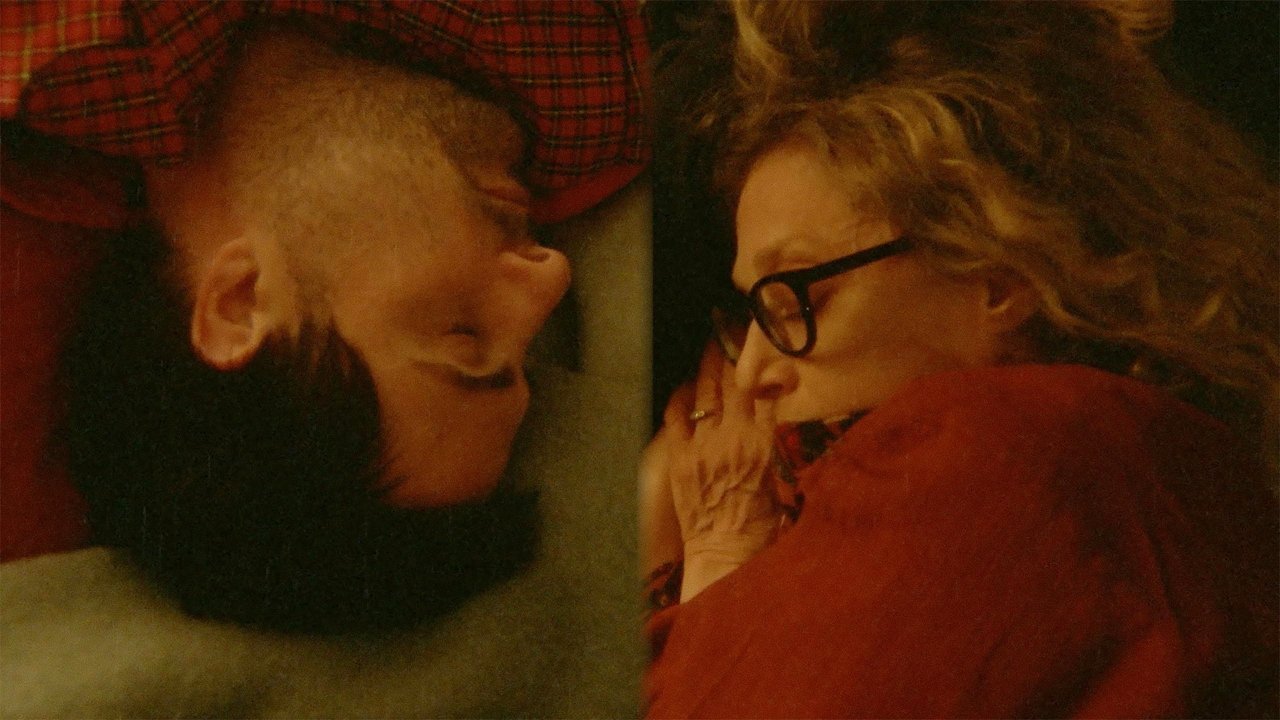 Between the Temples Movie Screenshot 2