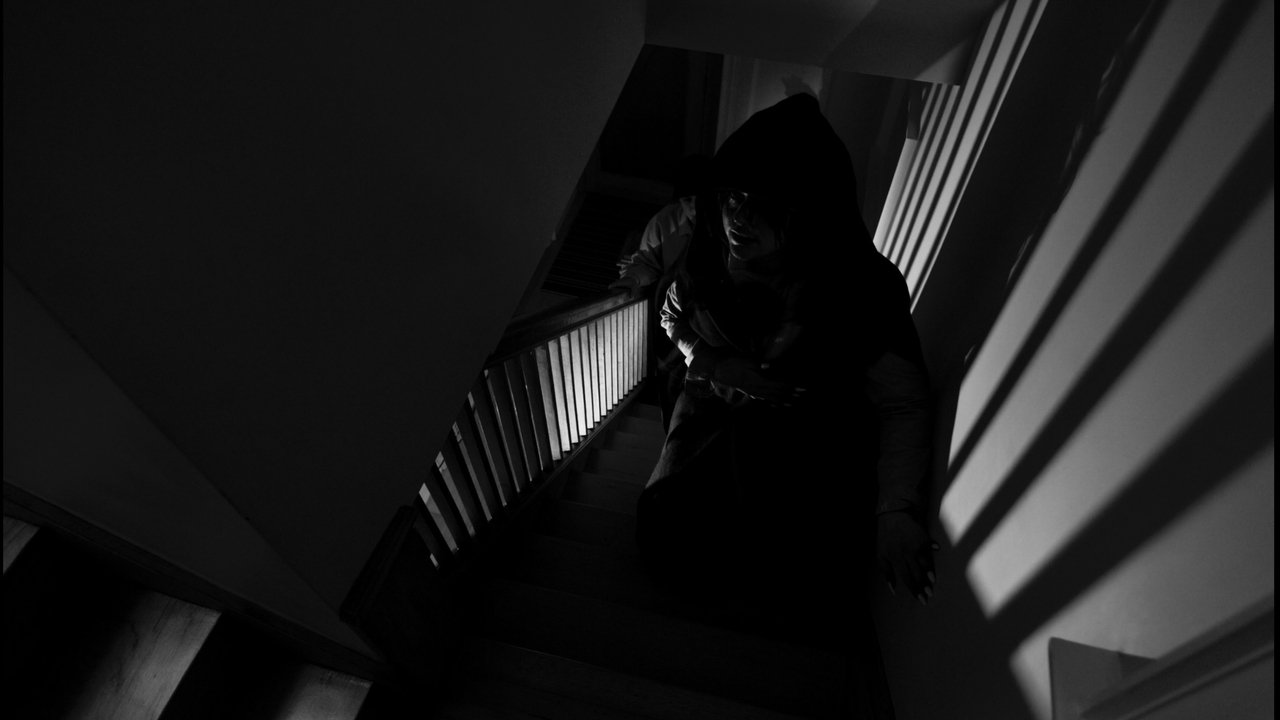 Dracula House Movie Screenshot 1