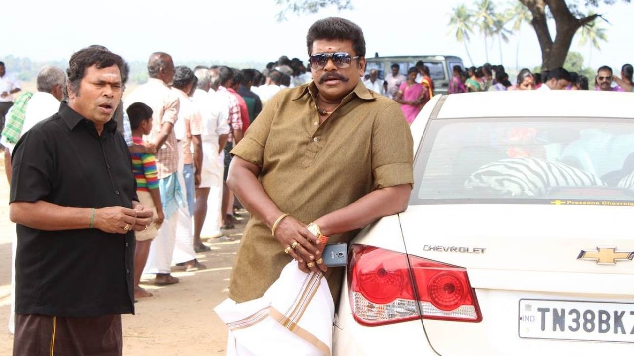 Podhuvaga En Manasu Thangam Movie Screenshot 3