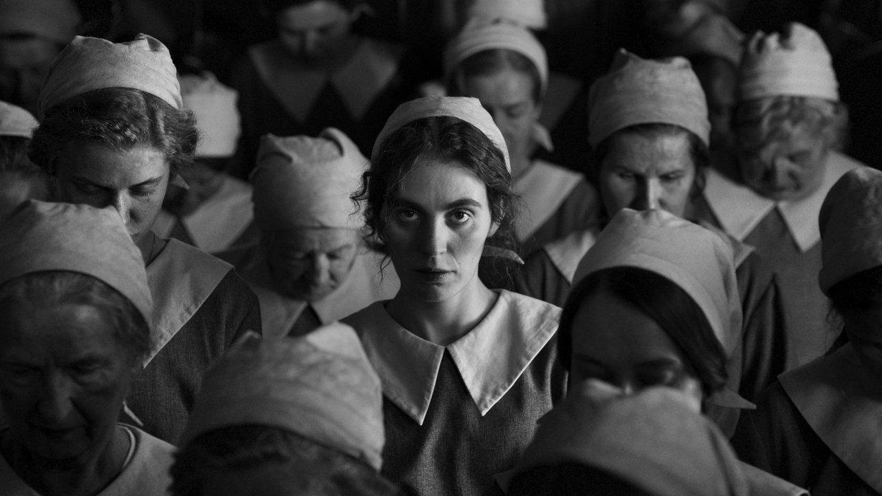The Girl with the Needle Movie Screenshot 3