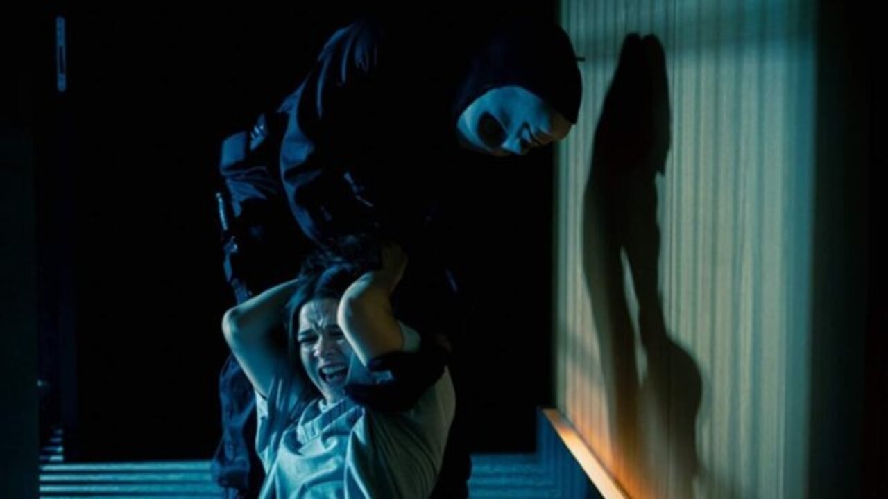 13 Days Till Summer Movie Screenshot 2