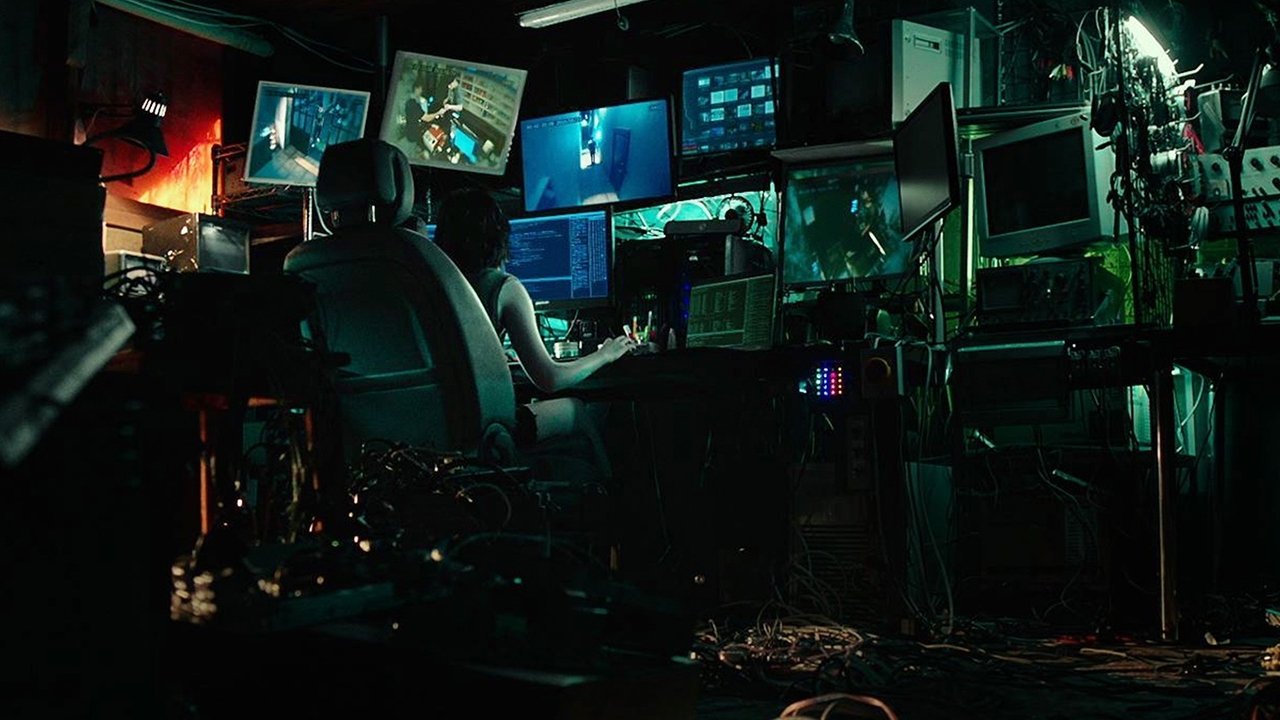 Fabricated City Movie Screenshot 2