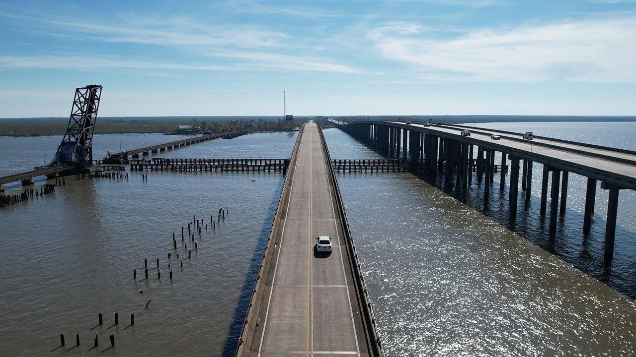 American Highway Movie Screenshot 1