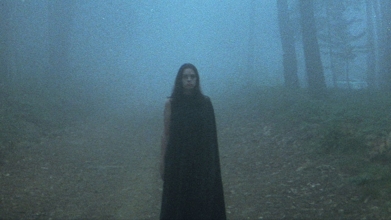Female Vampire Movie Screenshot 1